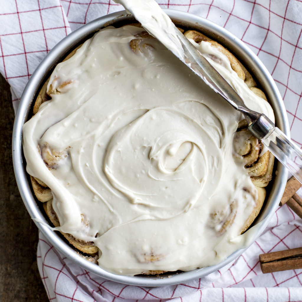 Pacific Foods_Vegan Cinnamon Rolls with Dairy-Free Cream Cheese Frosting_06504_OG Unsweetened Almond Vanilla_AssetMX_3 Pacific Foods_Vegan Cinnamon Rolls with Dairy-Free Cream Cheese Frosting_06504_OG Unsweetened Almond Vanilla_AssetMX_3