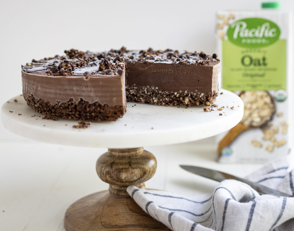 Pacific_Foods_Raw Vegan Chocolate Tart_06750_Organic Oat - Original_AssetMX_4.jpg